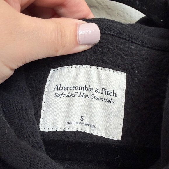 Abercrombie & Fitch Soft A&F Max Essentials Black Hoodie Sweatshirt - Picture 3 of 4